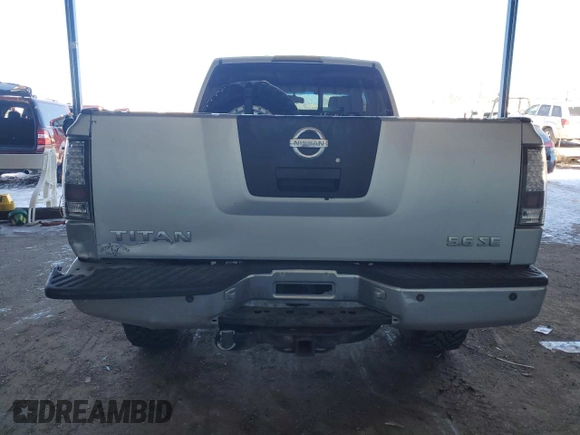 2005 Nissan Titan SE z VIN 1N6AA06B05N561722, wystawiony jako Copart lot #41987285 z przebiegiem 203 558 mil mil oraz Szkoda całkowita • Salvage title. Historia ofert i sprzedaży dostępna na DreamBid. Obrazek 6.