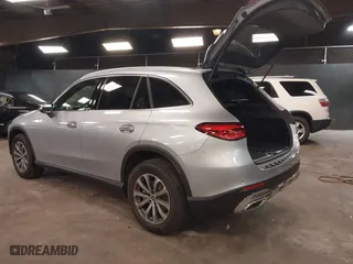 2025 Mercedes-Benz GLC with VIN W1NKM4HB5SF257609, listed as a IAAI auction lot 41680577 with 1,152 mi miles. Bid and sale history available at carsss.com. Image 3.