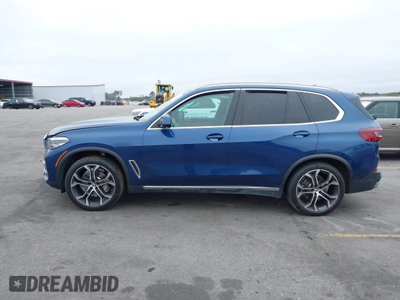 2021 BMW X5 sDrive40i with VIN 5UXCR4C0XM9G16295, listed as a IAAI auction lot 41534953 with 28,722 mi miles. Bid and sale history available at carsss.com. Image 14.