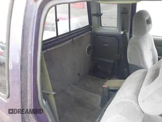 1995 Nissan Frontier XE с VIN 1N6HD16S6SC360880, выставлен на аукционе IAAI как лот 42249267 с пробегом 171 442 миль миль и . История ставок и продаж доступна на DreamBid. Изображение 8.
