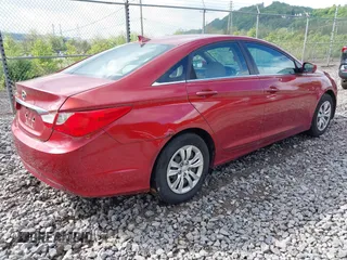 2011 Hyundai Sonata GLS with VIN 5NPEB4AC2BH262298, listed as a IAAI auction lot 42216291 with 192,333 mi miles and . Bid and sale history available at carsss.com. Image 4.
