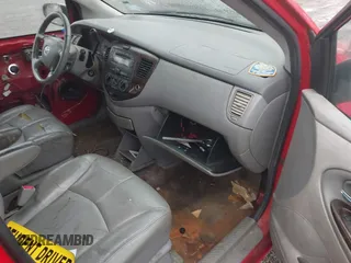 2000 Mazda MPV DX with VIN JM3LW28G1Y0125407, listed as a IAAI auction lot 42386995 with Not provided miles and . Bid and sale history available at DreamBid. Image 5.