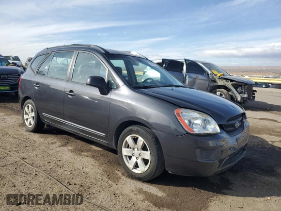 2007 Kia Rondo LX Base with VIN KNAFG525277079813, listed as a Copart auction lot 45020105 with 71,785 mi miles and Salvage Title. Bid and sale history available at carsss.com. Image 4.