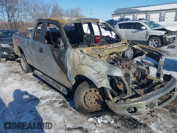 2009 Ford F-150 XL with VIN 1FTPX14V99KB81431, listed as a IAAI auction lot 41319505 with 394,709 mi miles. Bid and sale history available at carsss.com. Image 1.