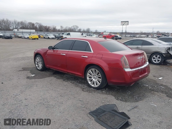 2012 Chrysler 300 Limited z VIN 2C3CCACG7CH250858, wystawiony jako IAAI lot #41709739 z przebiegiem 236 991 mil mil oraz . Historia ofert i sprzedaży dostępna na DreamBid. Obrazek 3.