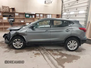 2017 Nissan Rogue SL z VIN JN1BJ1CR9HW128710, wystawiony jako IAAI lot #42307830 z przebiegiem 129 791 mil mil oraz . Historia ofert i sprzedaży dostępna na DreamBid. Obrazek 14.