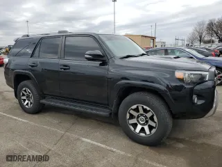 2017 Toyota 4Runner SR5 with VIN JTEBU5JR2H5472086, listed as a Copart auction lot 49929535 with 193,483 mi miles and Clean Title. Bid and sale history available at carsss.com. Image 4.