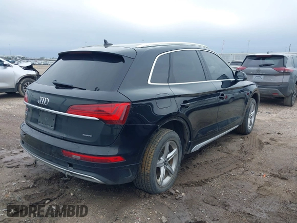 2021 Audi Q5 Premium with VIN WA1AAAFY4M2115693, listed as a IAAI auction lot 41585243 with 67,049 mi miles. Bid and sale history available at carsss.com. Image 4.