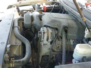 2009 Chevrolet Suburban LTZ z VIN 1GNFK363X9R189568, wystawiony jako IAAI lot #43251361 z przebiegiem 214 783 mil mil oraz . Historia ofert i sprzedaży dostępna na DreamBid. Obrazek 22.