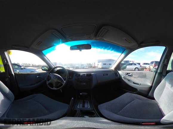 2002 Honda Accord LX with VIN 1HGCG56472A019966, listed as a IAAI auction lot 40884999 with Not provided miles and . Bid and sale history available at DreamBid. Image 18.