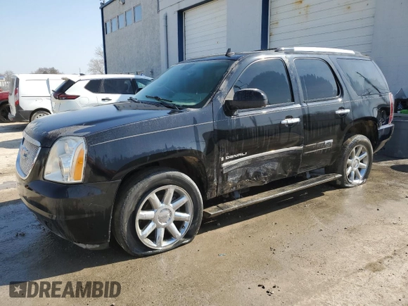 2009 GMC Yukon Denali z VIN 1GKFK03279R279042, wystawiony jako Copart lot #47779045 z przebiegiem 255 869 mil mil oraz Szkody całkowita. Historia ofert i sprzedaży dostępna na DreamBid. Obrazek 1.
