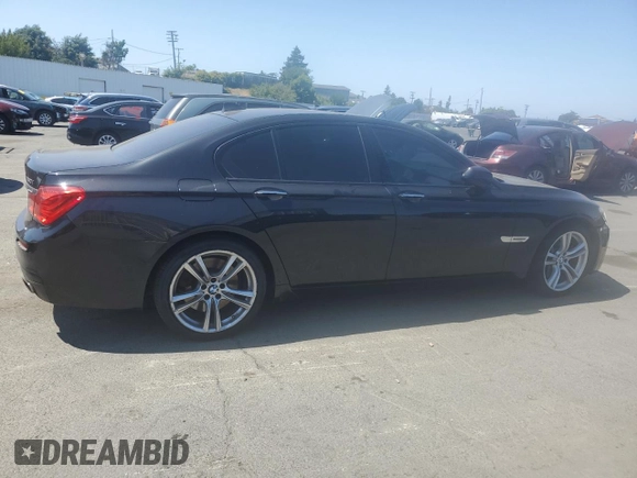 2011 BMW 7 Series 750i with VIN WBAKA8C54BCY37151, listed as a Copart auction lot 59629625 with 189,662 mi miles and Clean title. Bid and sale history available at DreamBid. Image 3.