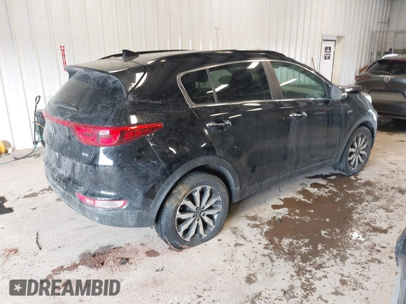 2019 Kia Sportage EX with VIN KNDPNCAC0K7606712, listed as a IAAI auction lot 41652131 with 71,013 mi miles. Bid and sale history available at carsss.com. Image 4.