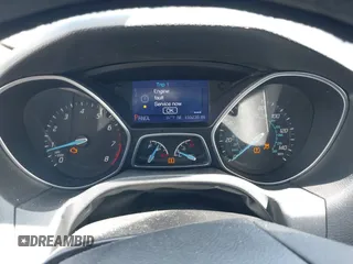 2013 Ford Focus SE z VIN 1FADP3F26DL266821, wystawiony jako IAAI lot #42677519 z przebiegiem 155 238 mil mil oraz . Historia ofert i sprzedaży dostępna na DreamBid. Obrazek 7.