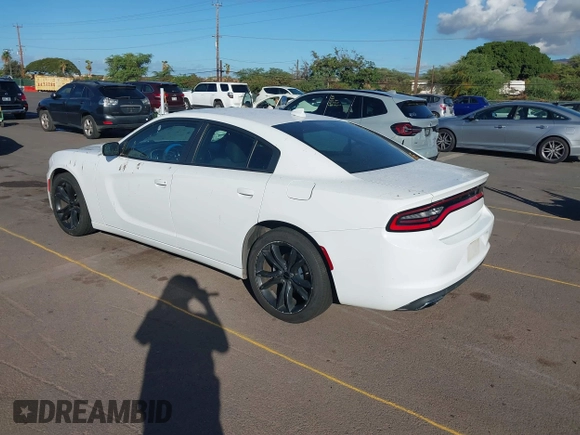 2015 Dodge Charger SXT z VIN 2C3CDXHG6FH847951, wystawiony jako IAAI lot #41094866 z przebiegiem 78 461 mil mil oraz . Historia ofert i sprzedaży dostępna na DreamBid. Obrazek 3.