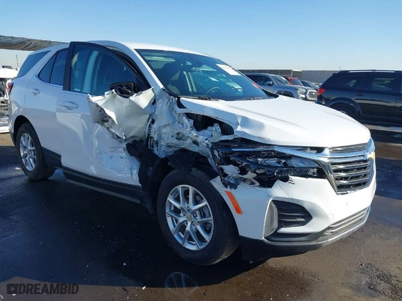 2024 Chevrolet Equinox LT with VIN 3GNAXKEG2RL370570, listed as a IAAI auction lot 41290387 with 2,523 mi miles. Bid and sale history available at carsss.com. Image 1.