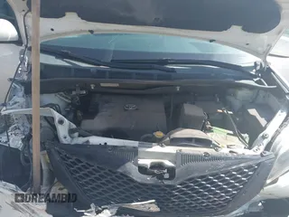 2015 Toyota Sienna SE with VIN 5TDXK3DC7FS599287, listed as a IAAI auction lot 41565671 with 111,626 mi miles. Bid and sale history available at carsss.com. Image 10.