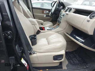 2016 Land Rover LR4 HSE z VIN SALAG2V62GA824572, wystawiony jako IAAI lot #42325449 z przebiegiem 76 180 mil mil oraz . Historia ofert i sprzedaży dostępna na DreamBid. Obrazek 5.