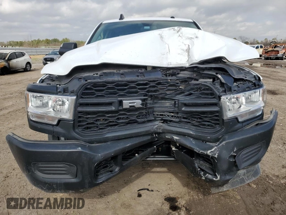 2020 Ram 2500 Tradesman with VIN 3C6UR5HJ7LG268634, listed as a Copart auction lot 42178795 with 50,323 mi miles and Salvage Title. Bid and sale history available at carsss.com. Image 5.