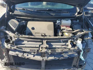 2023 Chevrolet Traverse High Country z VIN 1GNEVNKW4PJ275677, wystawiony jako Copart lot #49328615 z przebiegiem 47 102 mil mil oraz Szkoda całkowita • Salvage title. Historia ofert i sprzedaży dostępna na DreamBid. Obrazek 12.