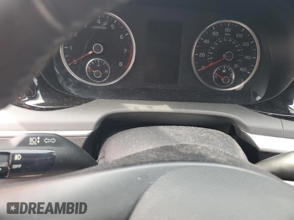 2022 Kia K5 GT-Line z VIN 5XXG64J2XNG149610, wystawiony jako Copart lot #55333245 z przebiegiem Nie podano mil oraz Szkoda całkowita • Salvage title. Historia ofert i sprzedaży dostępna na DreamBid. Obrazek 9.
