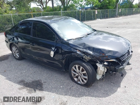 2012 Volkswagen Jetta SE с VIN 3VWDP7AJ4CM392797, выставлен на аукционе IAAI как лот 42413516 с пробегом 183 331 миль миль и . История ставок и продаж доступна на DreamBid. Изображение 1.