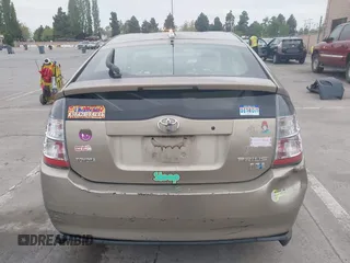 2005 Toyota Prius with VIN JTDKB20U350126328, listed as a IAAI auction lot 42098924 with 237,916 mi miles. Bid and sale history available at carsss.com. Image 16.
