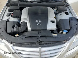 2009 Hyundai Genesis with VIN KMHGC46E79U043624, listed as a Copart auction lot 73968914 with 0 mi miles and Salvage Title. Bid and sale history available at carsss.com. Image 11.