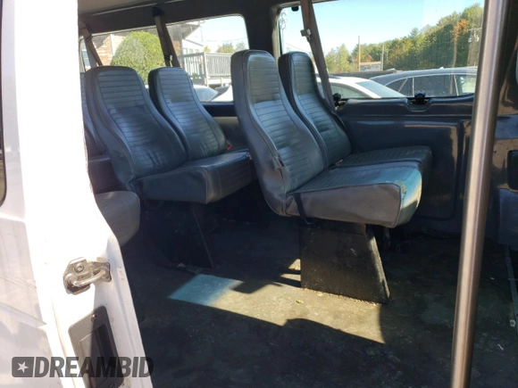 2006 Ford Econoline Cargo with VIN 1FTNS24W46DB26390, listed as a Copart auction lot 70715874 with 289,989 mi miles and Clean Title. Bid and sale history available at carsss.com. Image 11.