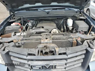2009 GMC Sierra 2500HD Work Truck z VIN 1GTHK43K89F118521, wystawiony jako Copart lot #60003205 z przebiegiem 63 571 mil mil oraz Szkoda całkowita • Salvage title. Historia ofert i sprzedaży dostępna na DreamBid. Obrazek 11.