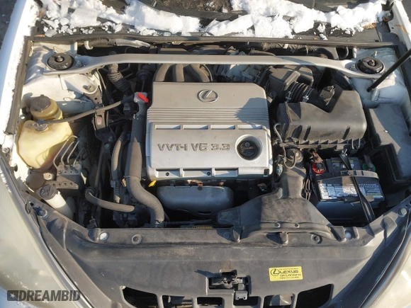 2004 Lexus ES 330 with VIN JTHBA30G445005553, listed as a IAAI auction lot 41285202 with 110,392 mi miles. Bid and sale history available at carsss.com. Image 10.