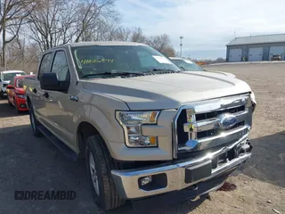 2017 Ford F-150 XL with VIN 1FTEW1EP7HKC27833, listed as a IAAI auction lot 41826574 with 38,116 mi miles. Bid and sale history available at carsss.com. Image 1.