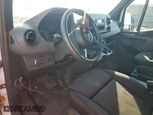 2019 Mercedes-Benz Sprinter Cargo Cargo with VIN W1W4EDHY3KT018518, listed as a Copart auction lot 83716524 with Not Provided miles and Salvage Title. Bid and sale history available at DreamBid. Image 8.