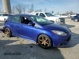 2014 Ford Focus ST with VIN 1FADP3L92EL207235, listed as a Copart auction lot 49650505 with 204,400 mi miles and Clean Title. Bid and sale history available at carsss.com. Image 14.