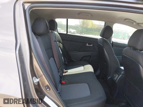 2014 Kia Sportage LX with VIN KNDPBCAC4E7629701, listed as a IAAI auction lot 42097140 with 183,552 mi miles and . Bid and sale history available at carsss.com. Image 8.