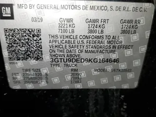 2019 GMC Sierra 1500 SLT with VIN 3GTU9DED9KG164646, listed as a Copart auction lot 47181585 with 32,276 mi miles and Salvage Title. Bid and sale history available at carsss.com. Image 12.