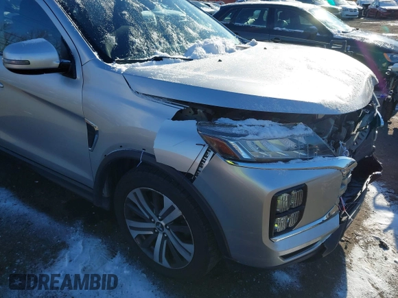 2020 Mitsubishi Outlander Sport SE 2.0 with VIN JA4AP4AU7LU028801, listed as a IAAI auction lot 41138636 with 105,709 mi miles. Bid and sale history available at carsss.com. Image 17.