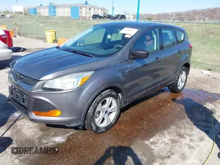 2014 Ford Escape S with VIN 1FMCU0F75EUE26087, listed as a IAAI auction lot 41882375 with 135,077 mi miles. Bid and sale history available at carsss.com. Image 2.
