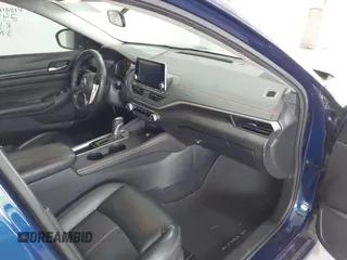 2019 Nissan Altima SR with VIN 1N4BL4CV1KC219071, listed as a IAAI auction lot 42115002 with 98,088 mi miles and . Bid and sale history available at carsss.com. Image 5.