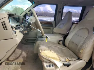 2000 Ford F-250 XL with VIN 1FTNW21FXYEC93908, listed as a Copart auction lot 52014215 with 419,994 mi miles and Clean title. Bid and sale history available at DreamBid. Image 7.