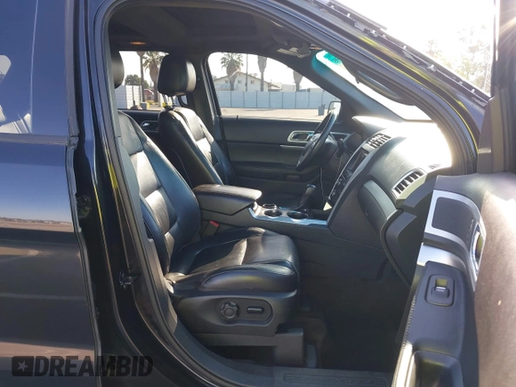 2013 Ford Explorer XLT with VIN 1FM5K7D89DGB83982, listed as a IAAI auction lot 42153595 with 127,068 mi miles and . Bid and sale history available at DreamBid. Image 5.