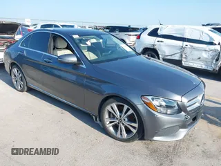2018 Mercedes-Benz C 300 z VIN WDDWF4JB7JR310553, wystawiony jako IAAI lot #42385868 z przebiegiem Nie podano mil oraz . Historia ofert i sprzedaży dostępna na DreamBid. Obrazek 1.