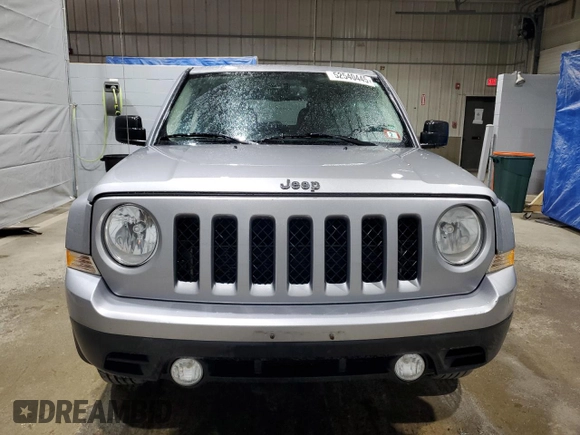 2016 Jeep Patriot Sport with VIN 1C4NJRBB4GD579650, listed as a Copart auction lot 52540445 with 141,912 mi miles and Salvage title. Bid and sale history available at DreamBid. Image 5.