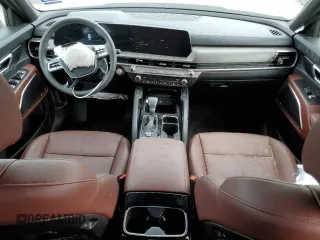 2024 Kia Telluride EX z VIN 5XYP34GC8RG533847, wystawiony jako Copart lot #50711135 z przebiegiem 5548 mil mil oraz Szkody całkowita. Historia ofert i sprzedaży dostępna na DreamBid. Obrazek 8.