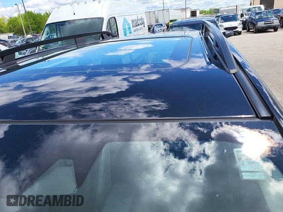 2022 Subaru Forester Premium z VIN JF2SKAEC0NH433548, wystawiony jako IAAI lot #42418999 z przebiegiem 70 609 mil mil oraz . Historia ofert i sprzedaży dostępna na DreamBid. Obrazek 1.