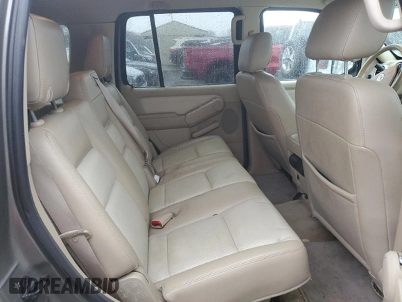 2006 Mercury Mountaineer Luxury with VIN 4M2EU47EX6UJ25263, listed as a Copart auction lot 46985475 with 111,656 mi miles and Salvage Title. Bid and sale history available at carsss.com. Image 11.