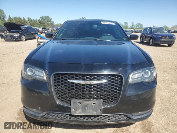 2017 Chrysler 300 S Alloy Edition with VIN 2C3CCABG7HH553826, listed as a Copart auction lot 57504255 with 146,007 mi miles and Salvage title. Bid and sale history available at DreamBid. Image 5.
