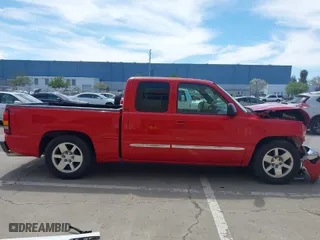 2007 GMC Sierra 1500 SLE with VIN 1GTEC19T37Z137830, listed as a IAAI auction lot 42008226 with 91,153 mi miles. Bid and sale history available at carsss.com. Image 14.