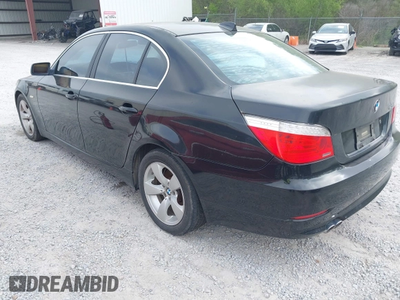 2008 BMW 5 Series 528i with VIN WBANU53578CT00673, listed as a IAAI auction lot 41960389 with 142,409 mi miles and . Bid and sale history available at carsss.com. Image 3.