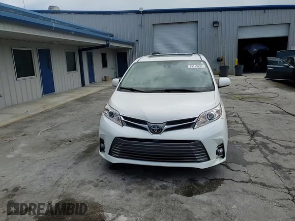 2018 Toyota Sienna XLE Auto Access Seat with VIN 5TDYZ3DC7JS962051, listed as a Copart auction lot 63115935 with 67,253 mi miles and Salvage title. Bid and sale history available at DreamBid. Image 14.